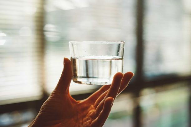 sklenice vody dieta