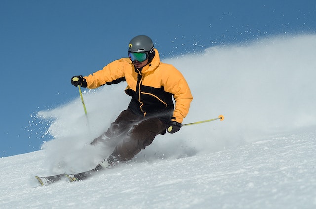 nejlepší rakouská lyžařská střediska, muž, který lyžuje