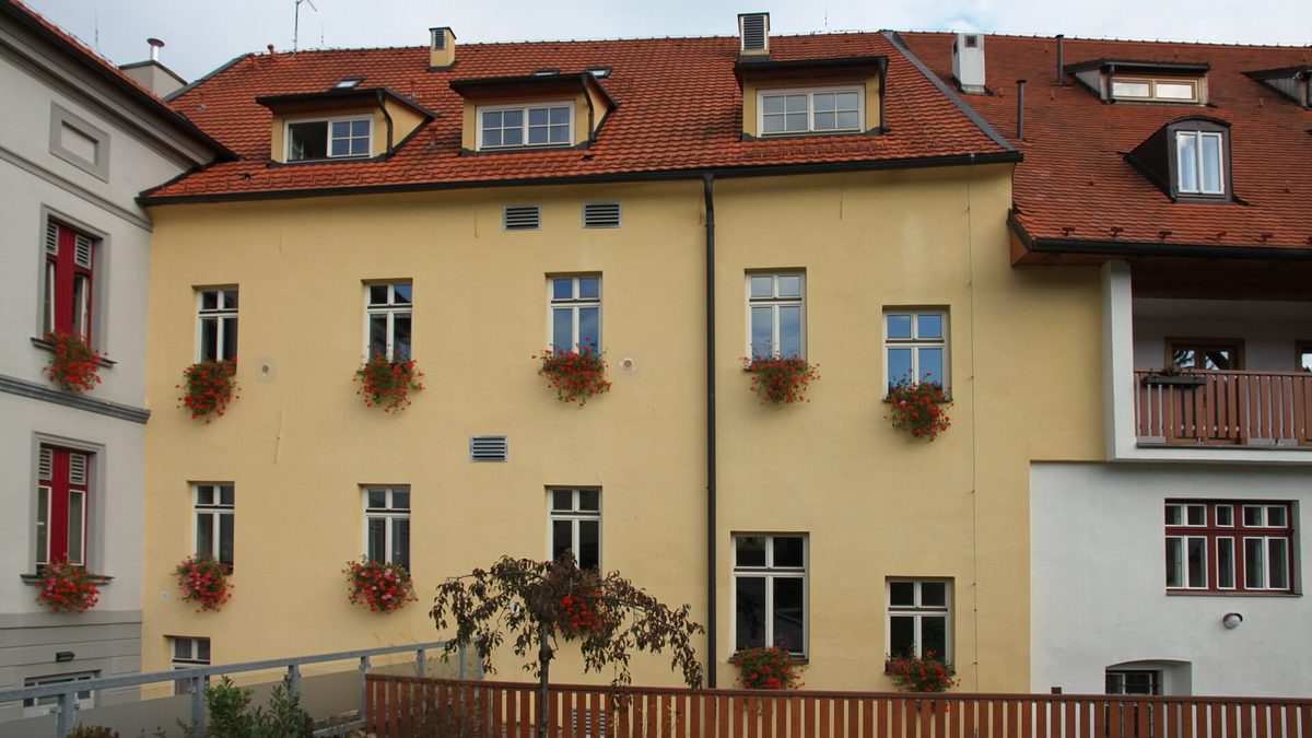 Budova Hospice sv. Jana Nepomuka Neumanna v Prachaticích